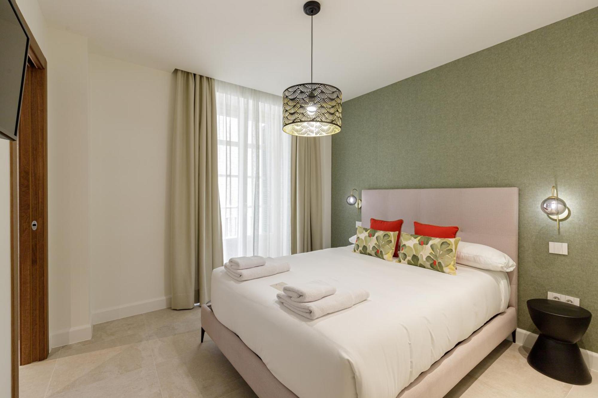Apartament Plaza Del Siglo & Boutique By Caleta Homes